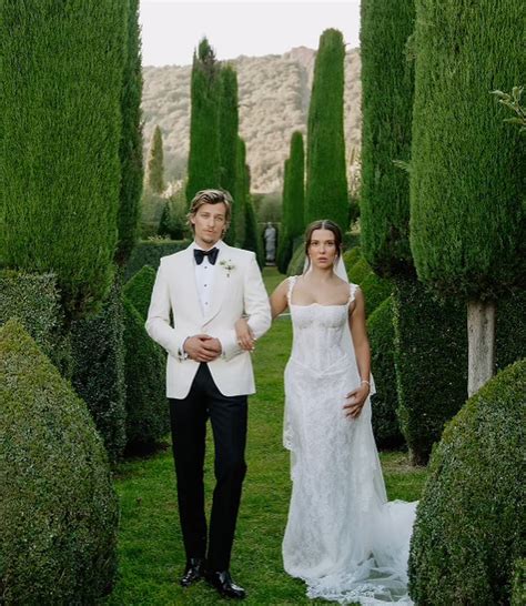 millie bobby brown honeymoon dress - millie bobby brown oscar dress.